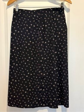 Rokoko button up skirt